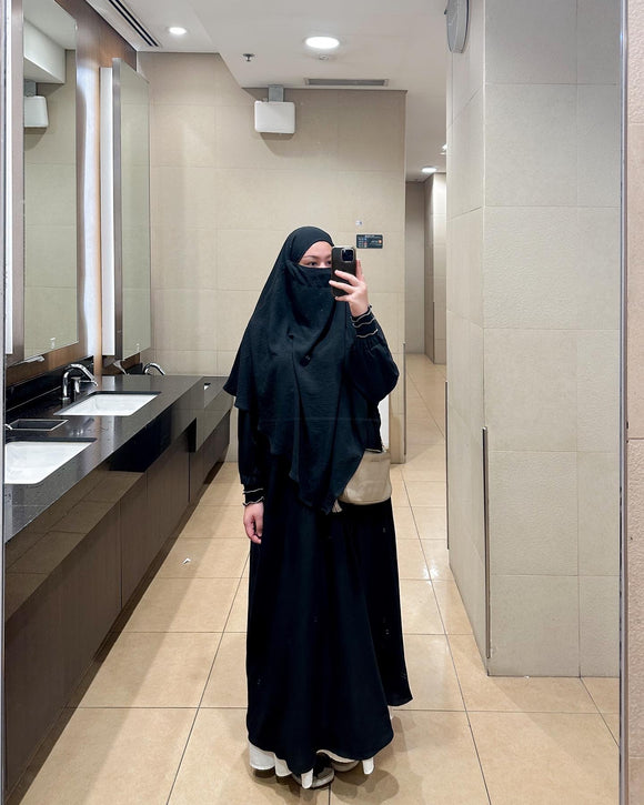 Khimar x Abaya Black (Can be purchased separately)